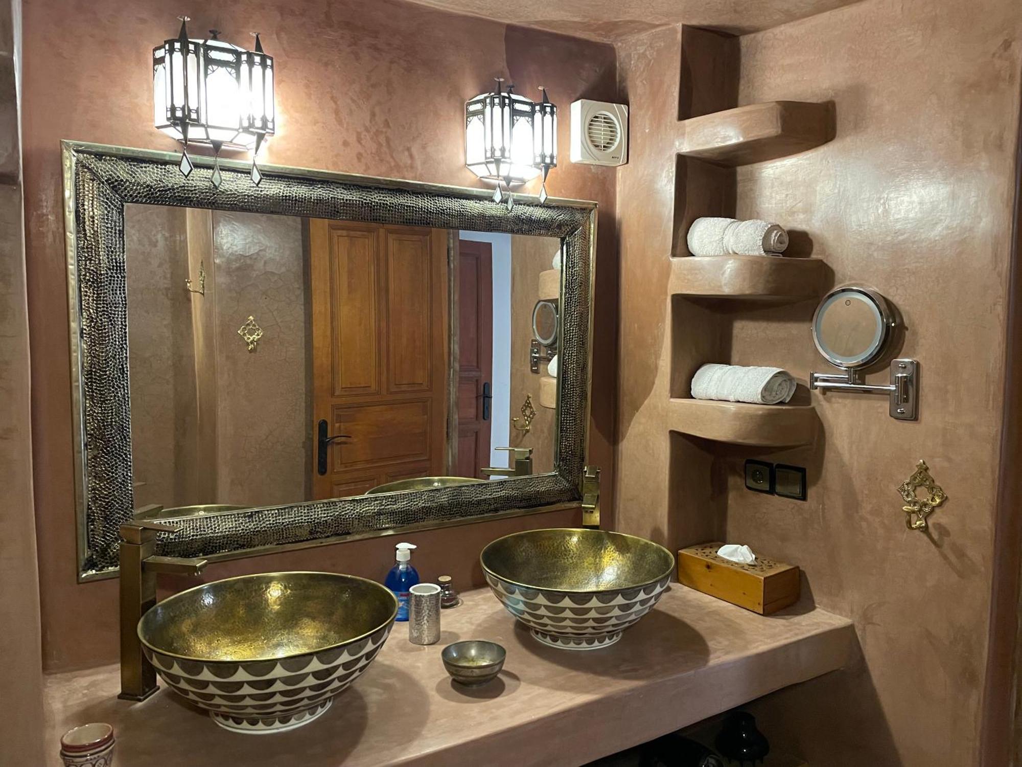 Вилла Dar Seffah Au Coeur De La Medina Фес Экстерьер фото